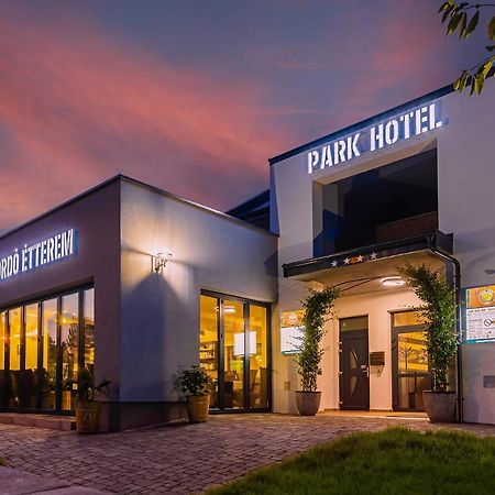 Park Hotel Buek-Buekfuerdo Εξωτερικό φωτογραφία