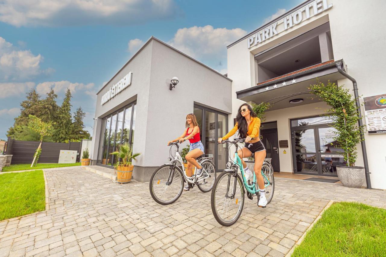 Park Hotel Buek-Buekfuerdo Εξωτερικό φωτογραφία