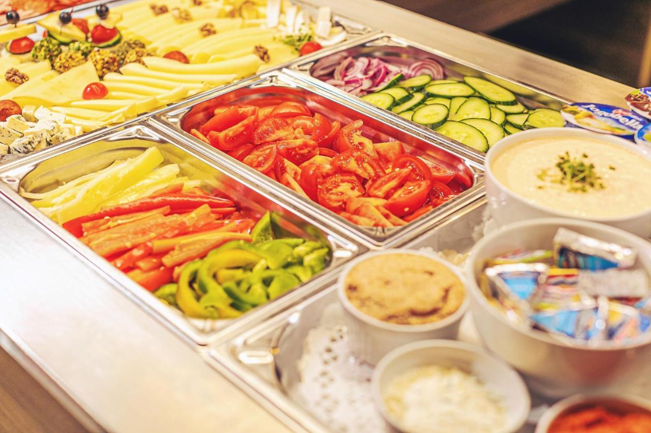 Park Hotel Buek-Buekfuerdo Εξωτερικό φωτογραφία